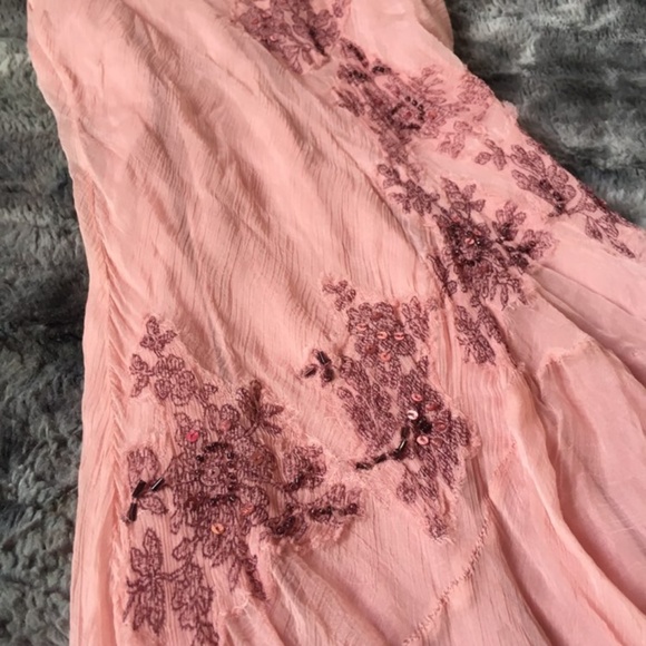 ❌SOLD❌Marciano Vintage Dress - Picture 4 of 8